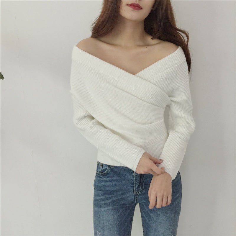Slim-Fit Strickpullover mit V-Ausschnitt