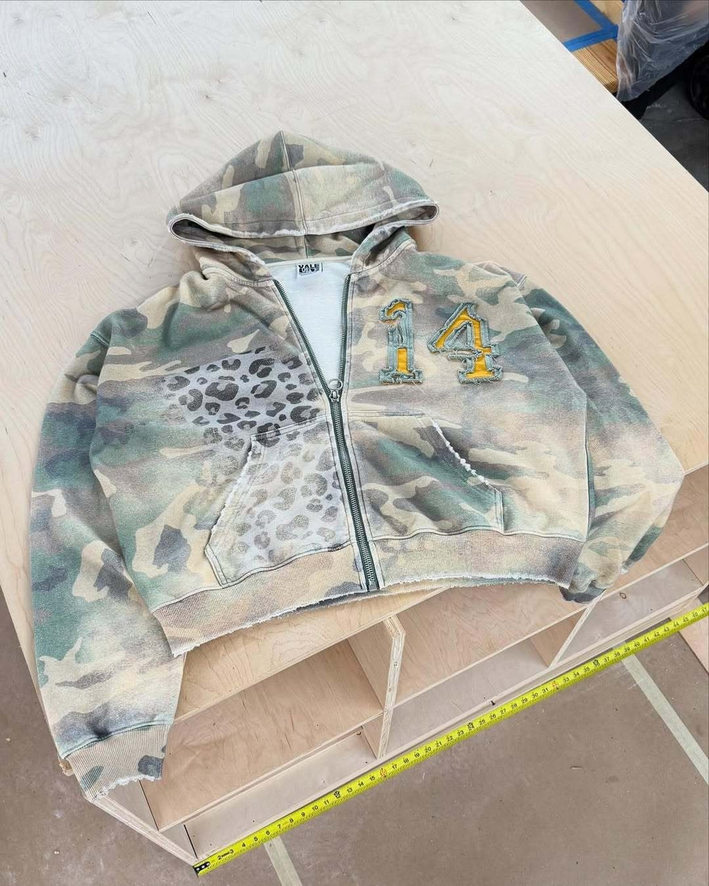 Retro Camouflage Zip-Hoodie für Teenager