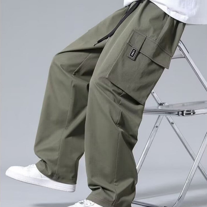 Herren-Cargo-Hose mit Bändeln und grossen Taschen
