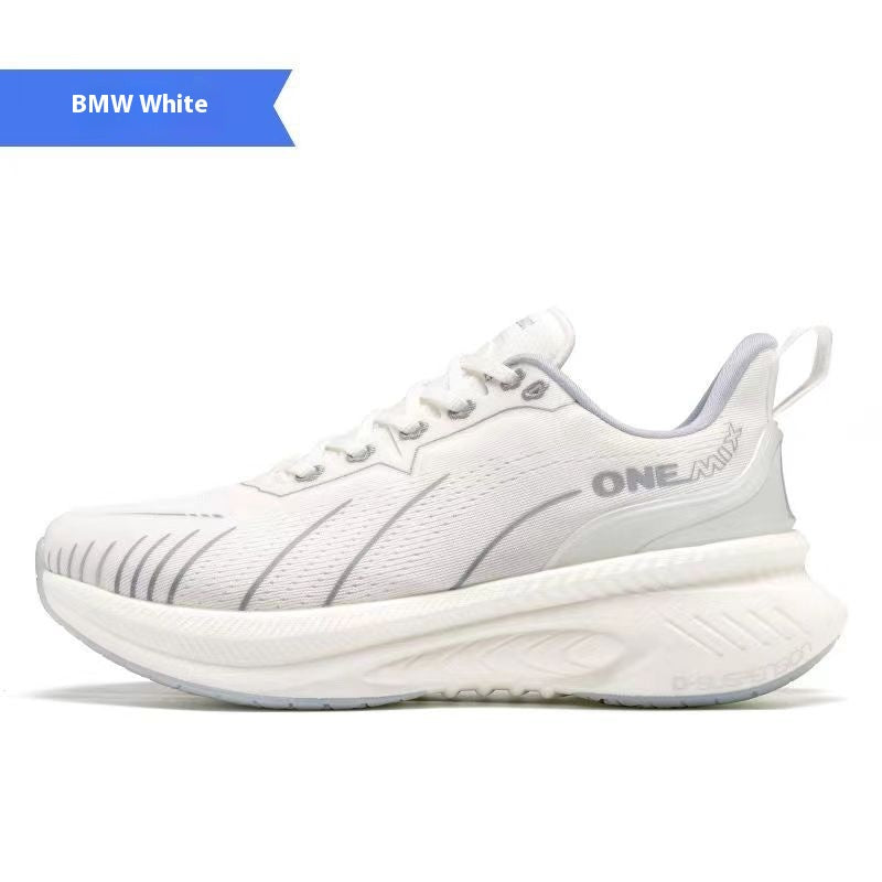 Dämpfende Laufschuhe mit Rebound-Effekt