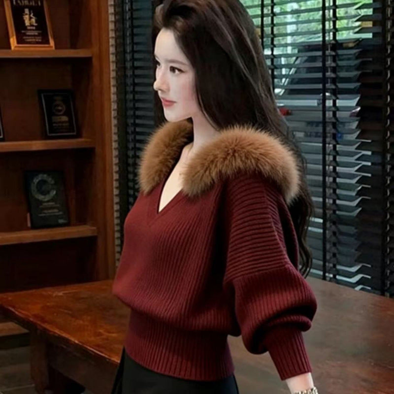 V-Ausschnitt Pullover mit Fellbesatz
