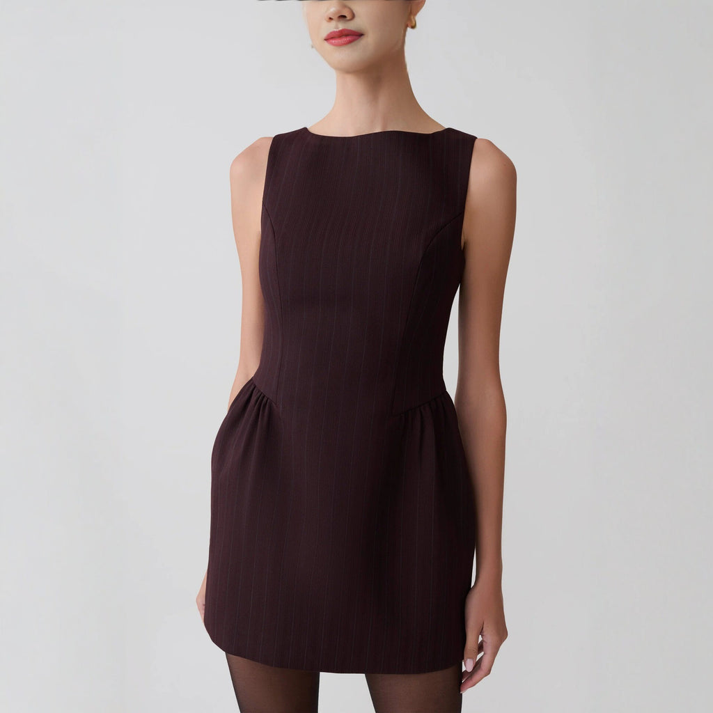 Ärmelloses Mini-Kleid im Celebrity-Stil