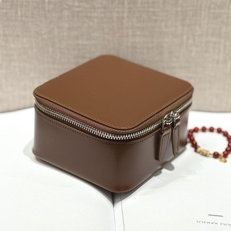 Echtleder Box für Ohrringe und Schmuck – Bild 8 | LuxeStyle
