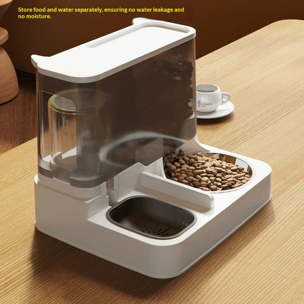 Futter- und Wasserspender-Kombination