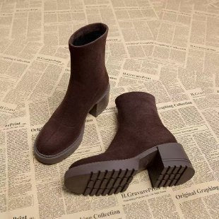 Ankle Boots mit Hufeisenabsatz