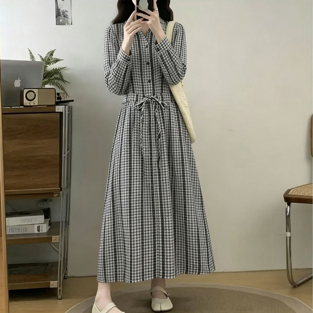 Elegantes A-Linien Hemdblusenkleid mit Karomuster