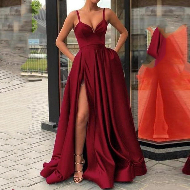Abendkleid «Aurora» · Satin, Spaghettiträger & Schlitz