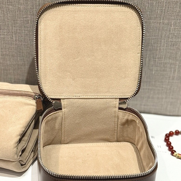 Echtleder Box für Ohrringe und Schmuck – Bild 9 | LuxeStyle