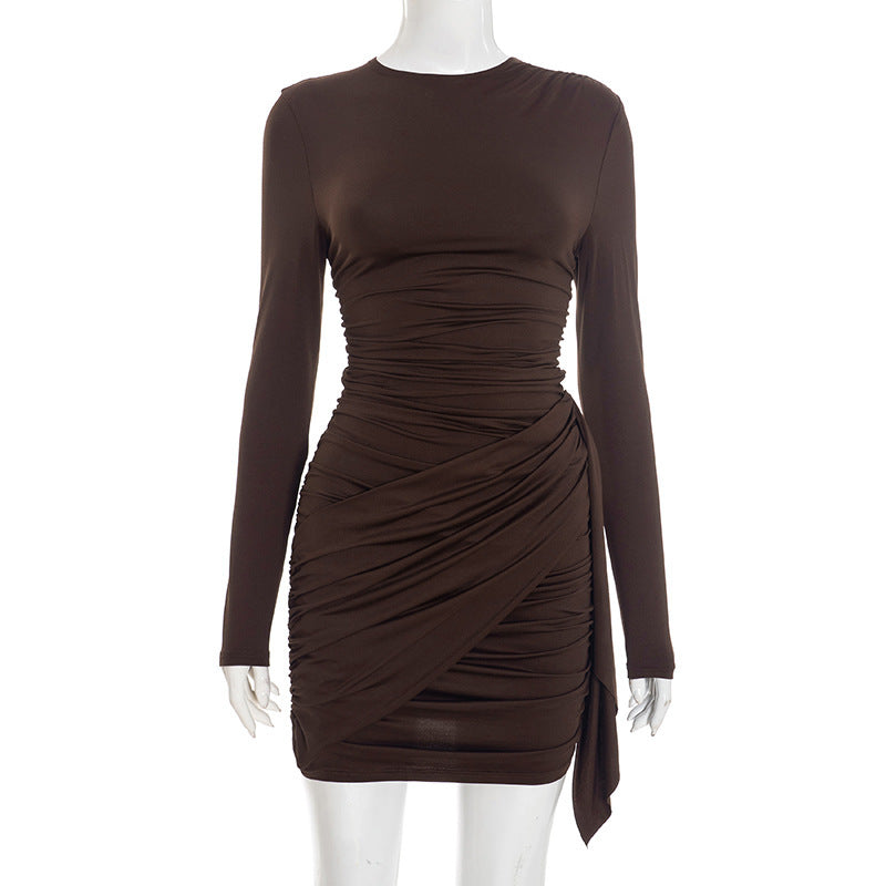 Asymmetrisches Langarm-Kleid mit Seidenkrawatte