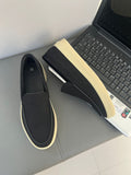 Schwarze Leder-Slipper – Bild 7 | LuxeStyle
