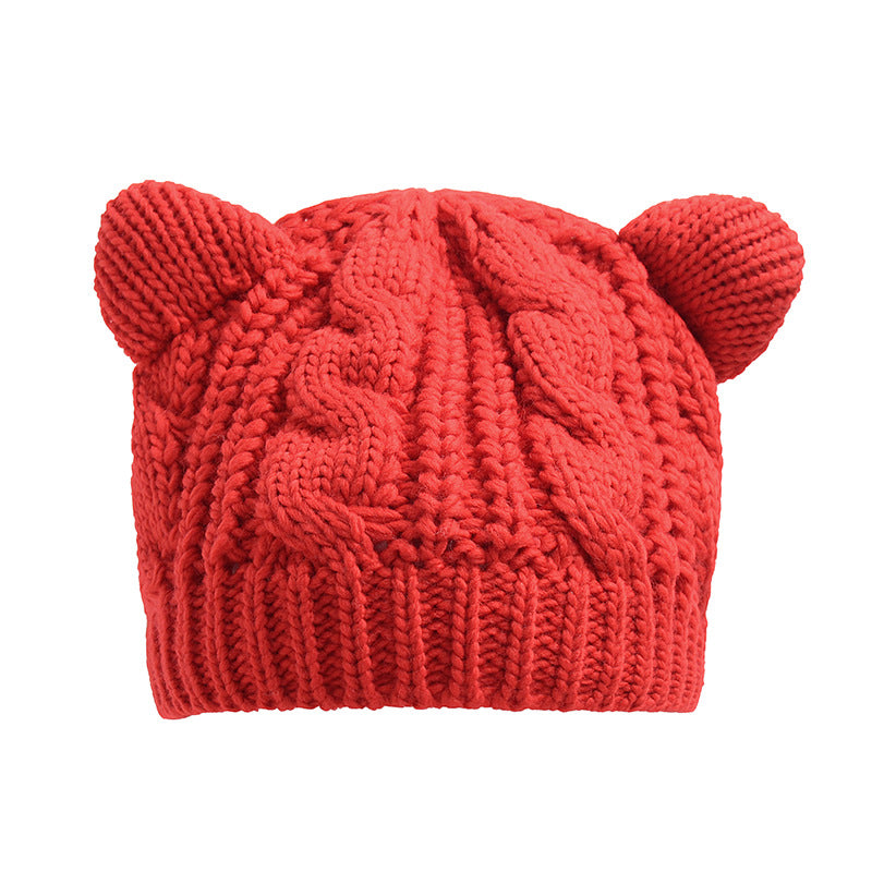 Gestrickte Beanie mit Katzenohren