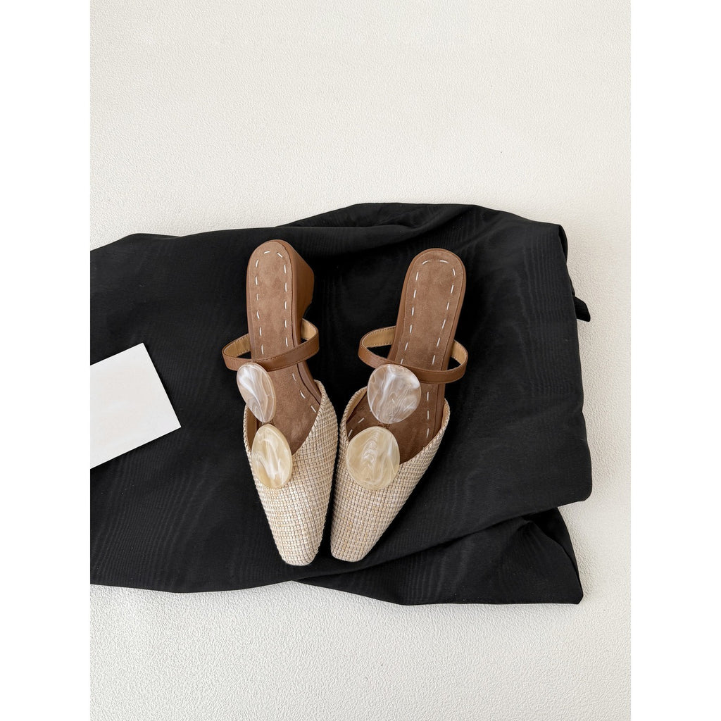 Mules mit Bernstein-Schnalle · Sommer