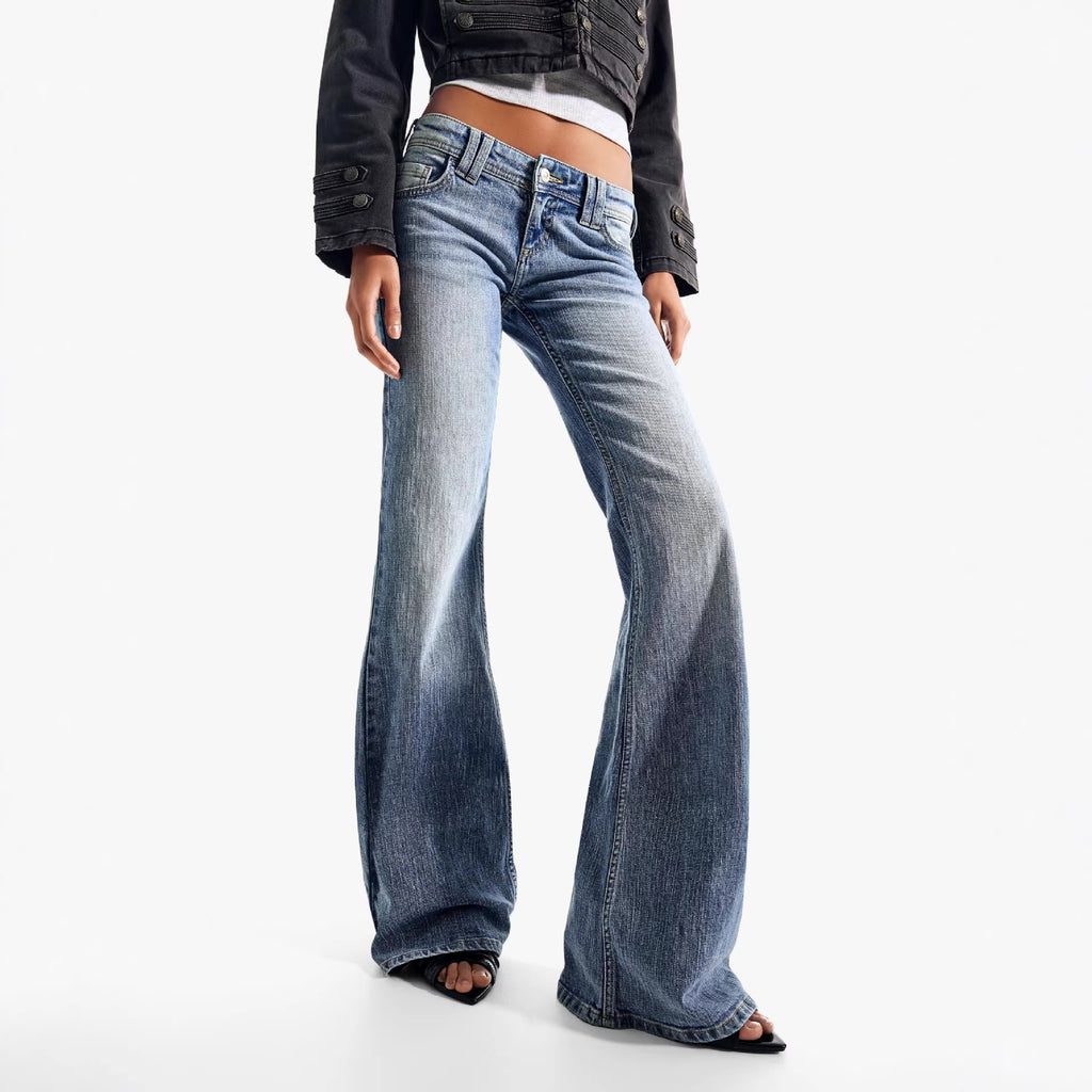 Retro Jeans mit Flügel-Stickerei & Strass