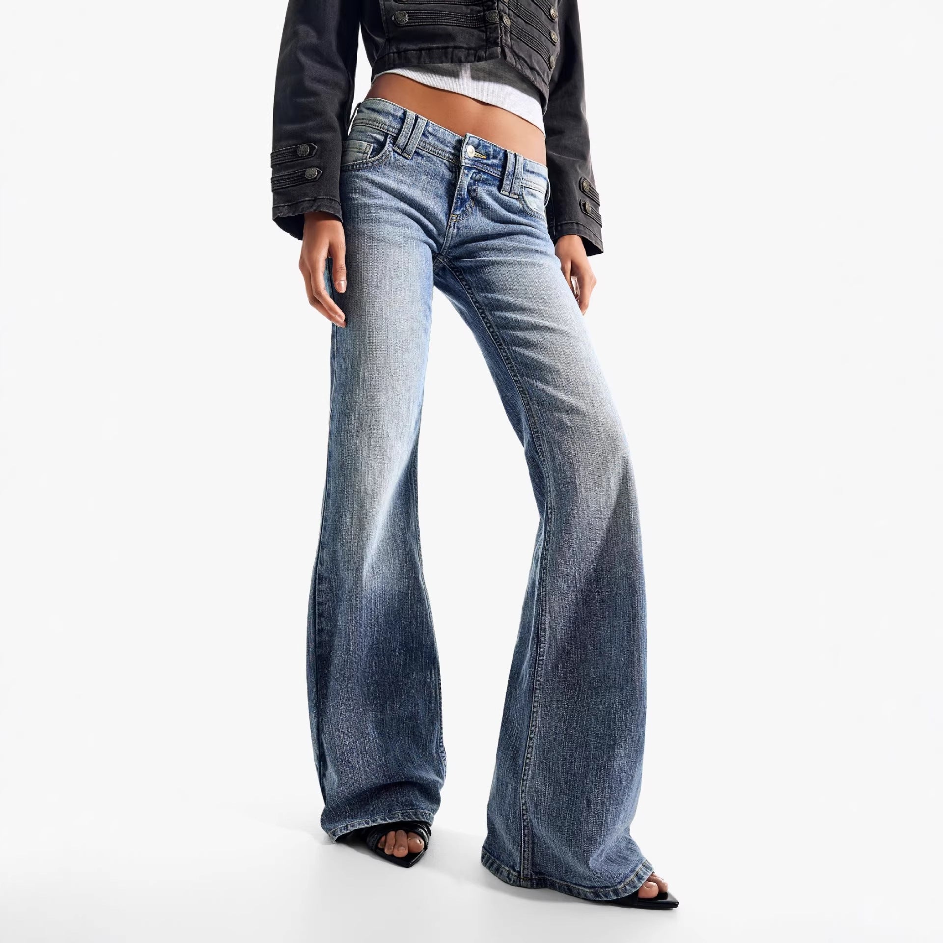 Retro Jeans mit Flügel-Stickerei & Strass
