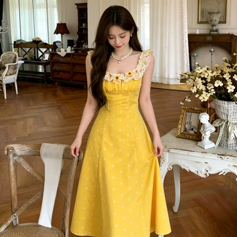 Gelbes Blumenkleid