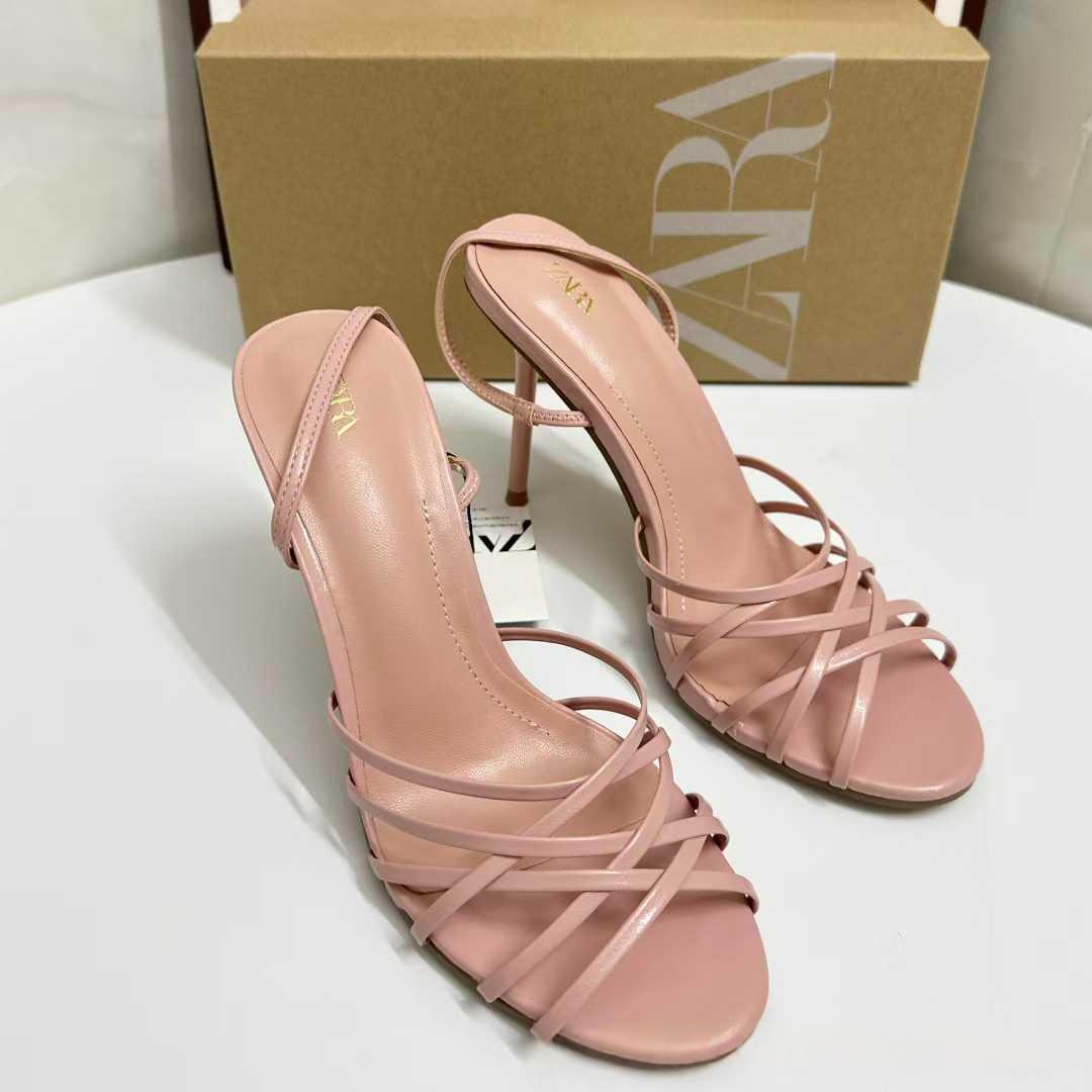 Schwarze High-Heel Sandalen mit Stiletto – Bild 7 | LuxeStyle