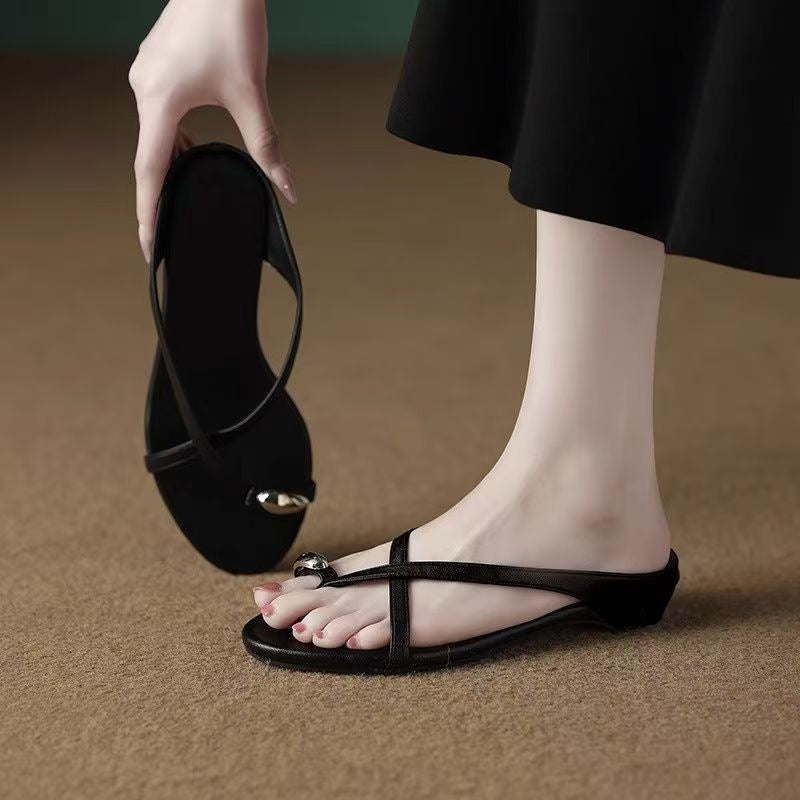 Bequeme Sandalen für Sommerkleider