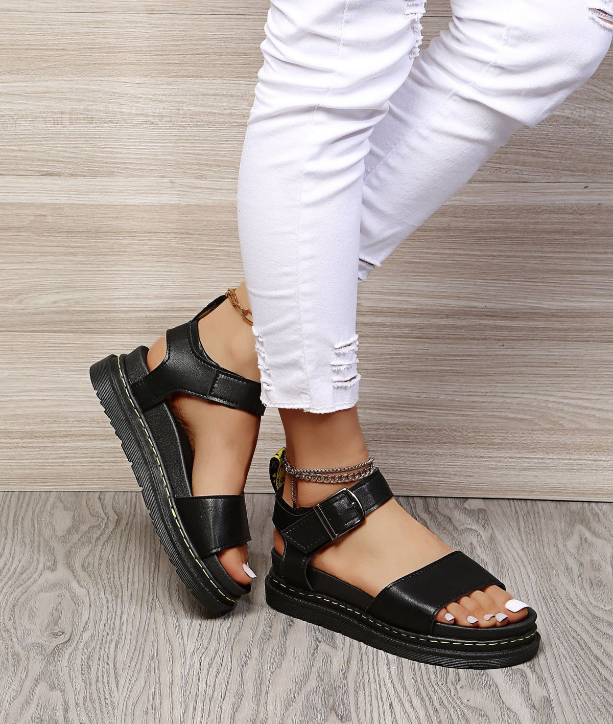 Roman Flat Retro Sandalen mit dicker Sohle – Bild 4 | LuxeStyle