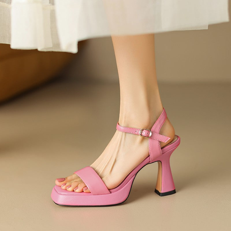 Plateau Sandalen mit Chunky-Absatz – Bild 5 | LuxeStyle