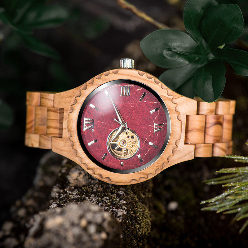 Minimalistische Hölzerne Armbanduhren