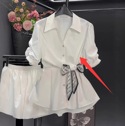 Kurzarm-Top mit Taillenbetonung – Bild 9 | LuxeStyle