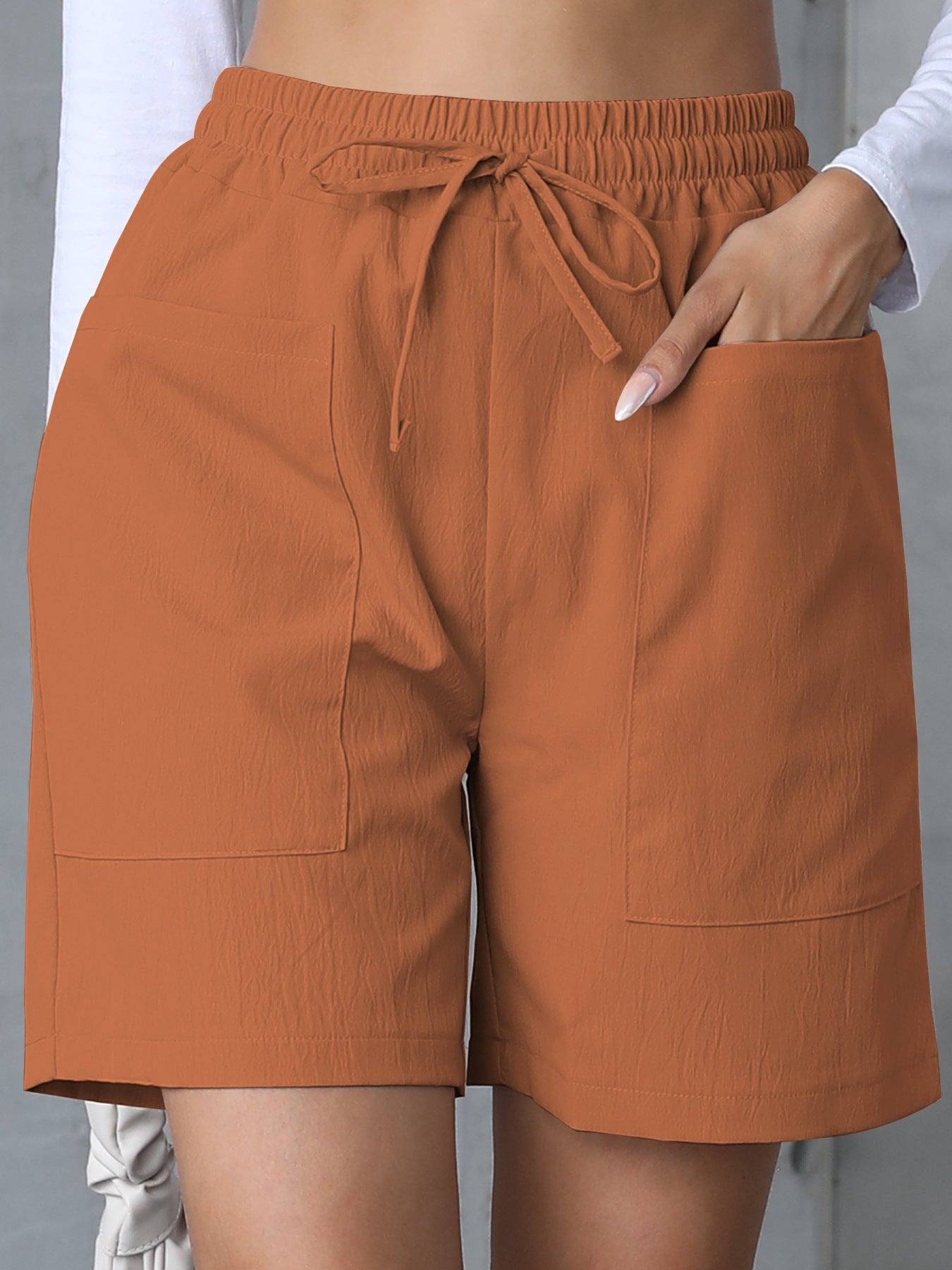 Leichte Leinen-Shorts mit Taschen