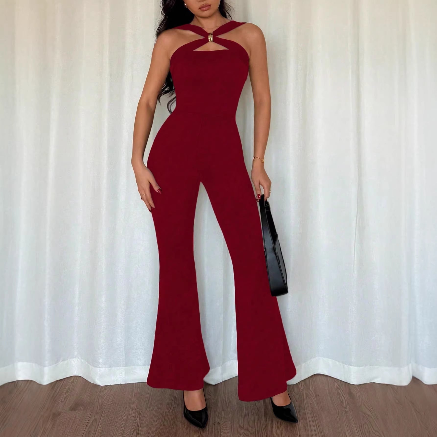 Eleganter Jumpsuit mit Metallschnalle