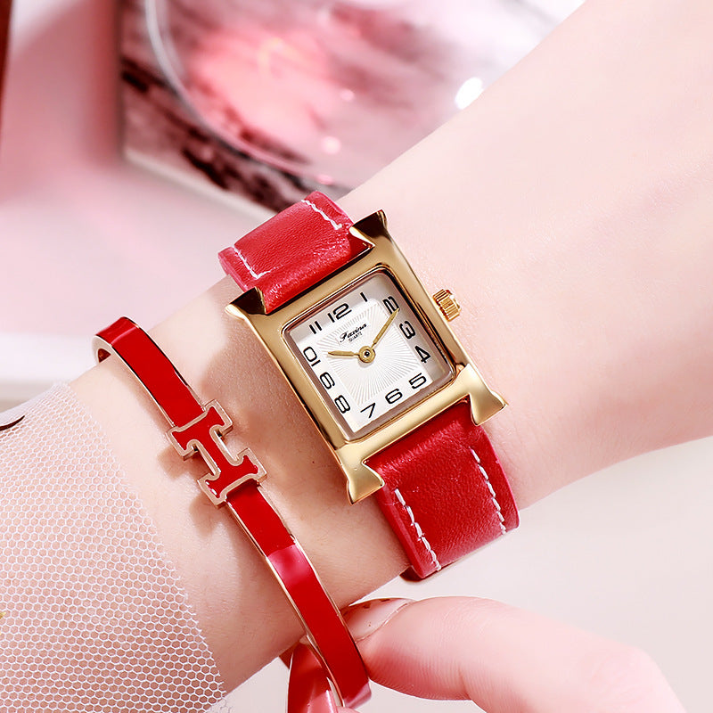 Quadratische Damen-Uhr mit Zeiger & Ziffern | LuxeStyle