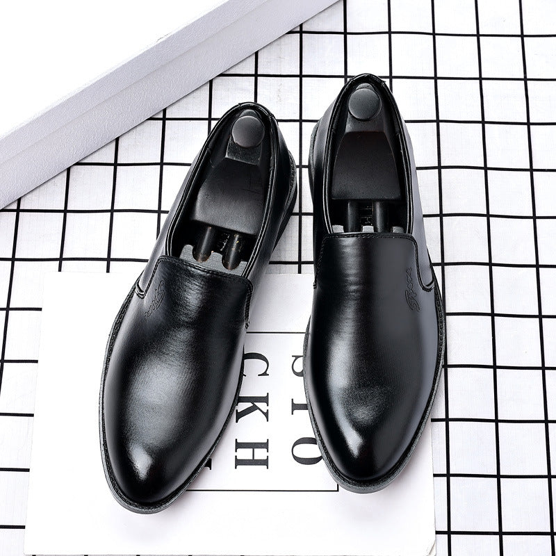 Business Slipper aus Leder mit spitzer Zehenpartie