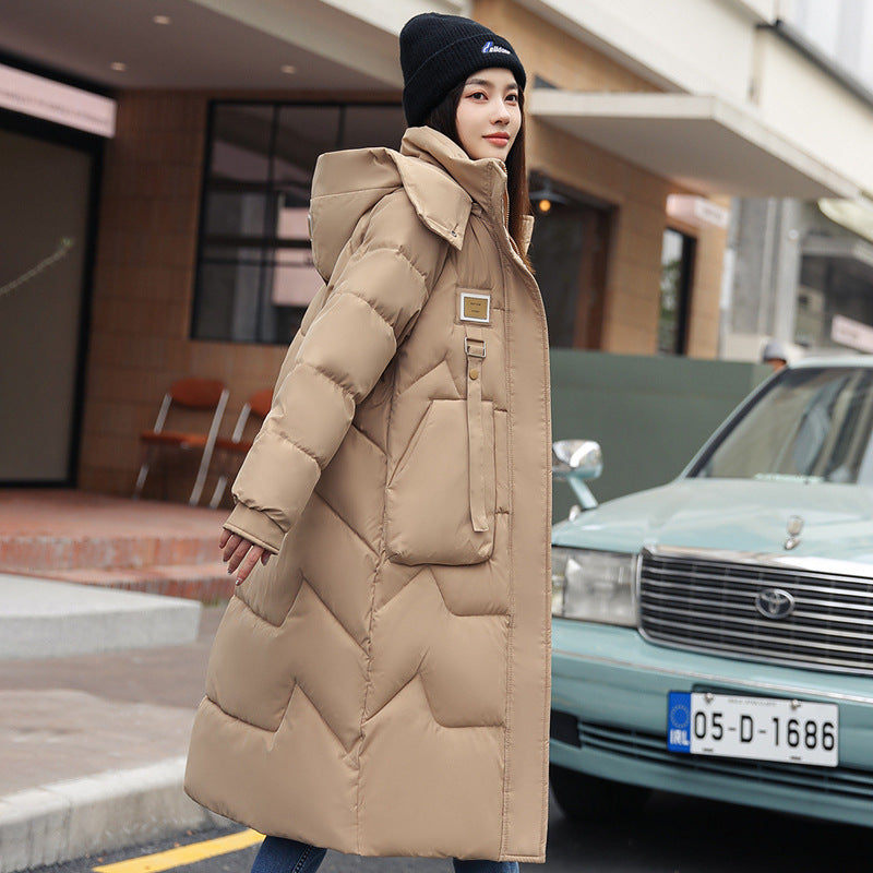 Gepolsterte Daunenjacke mit Kapuze – Bild 8 | LuxeStyle