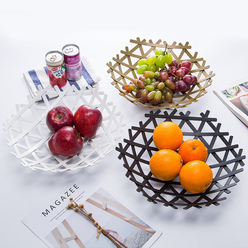 Metall-Obstschale im europäischen Stil – Schwarz, Gold, Weiss – Bild 4 | LuxeStyle