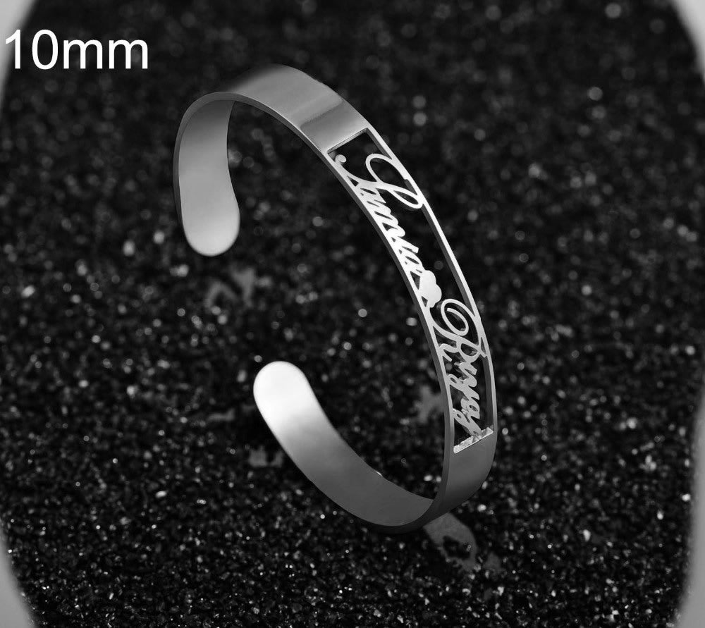 Personalisiertes Armband mit Gravur