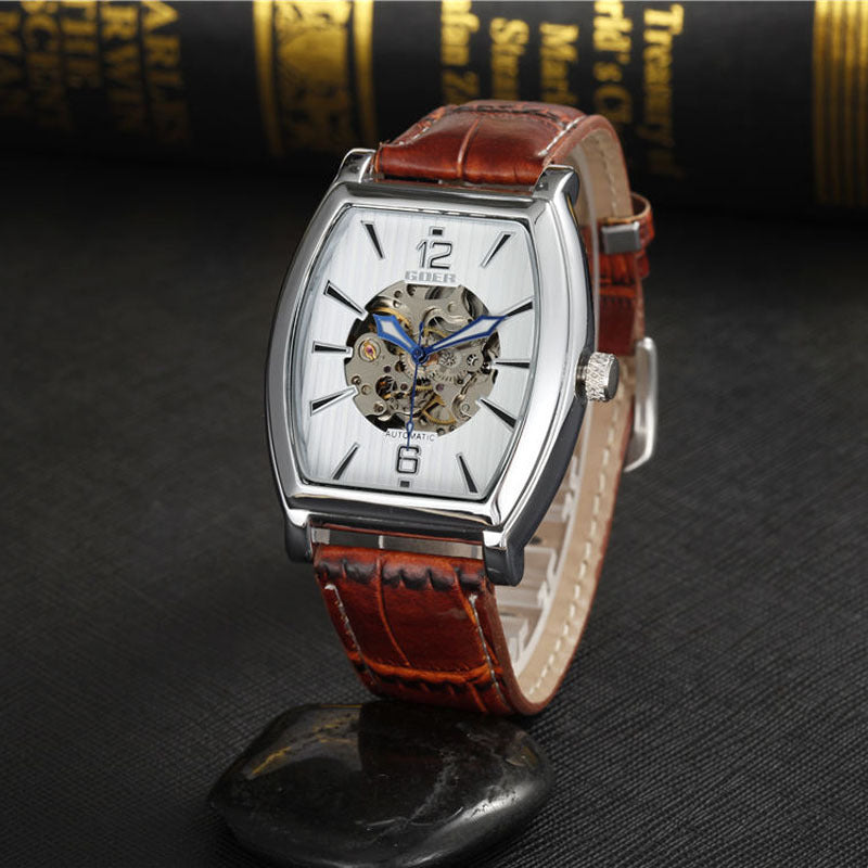 Quadratische mechanische Lederuhr – Bild 4 | LuxeStyle