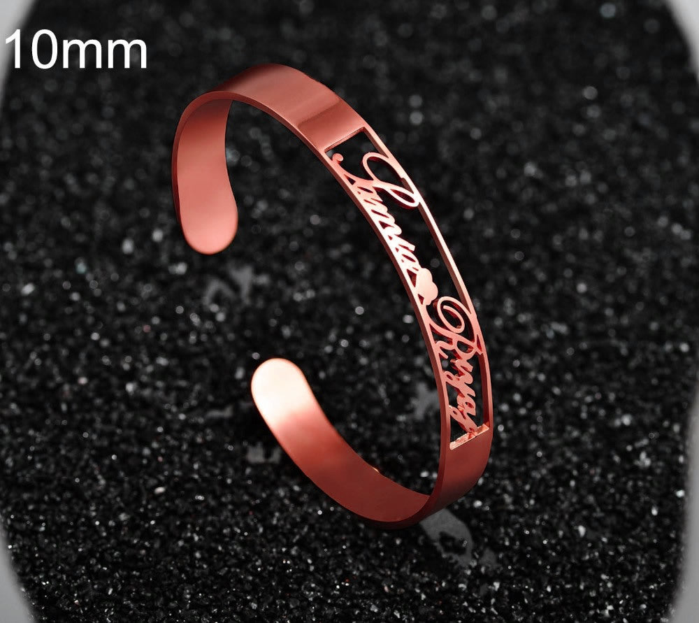 Personalisiertes Armband mit Gravur
