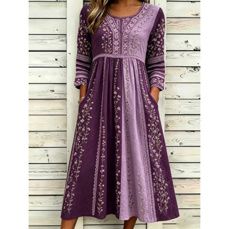 Besticktes Midikleid mit Rundhalsausschnitt