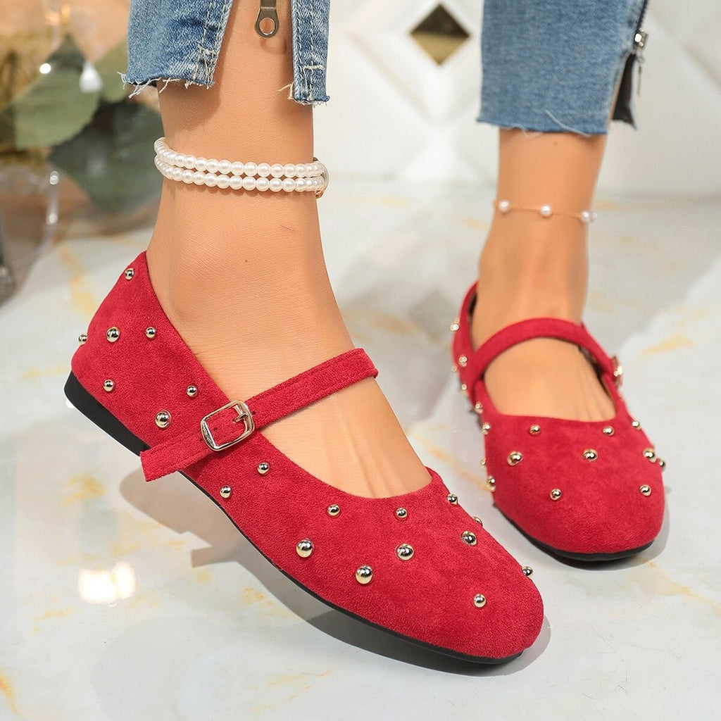 Französische Flats mit Nieten