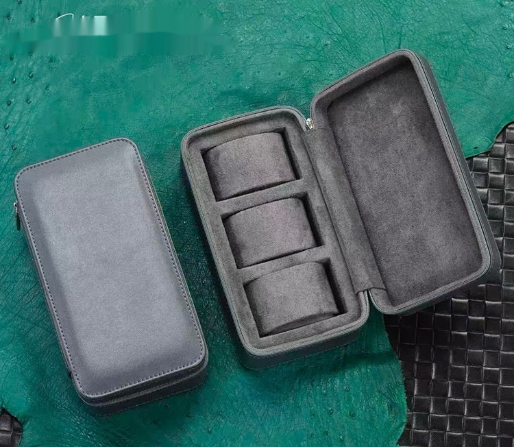 Samt Uhrenbox für 3 oder 5 Uhren – Bild 3 | LuxeStyle