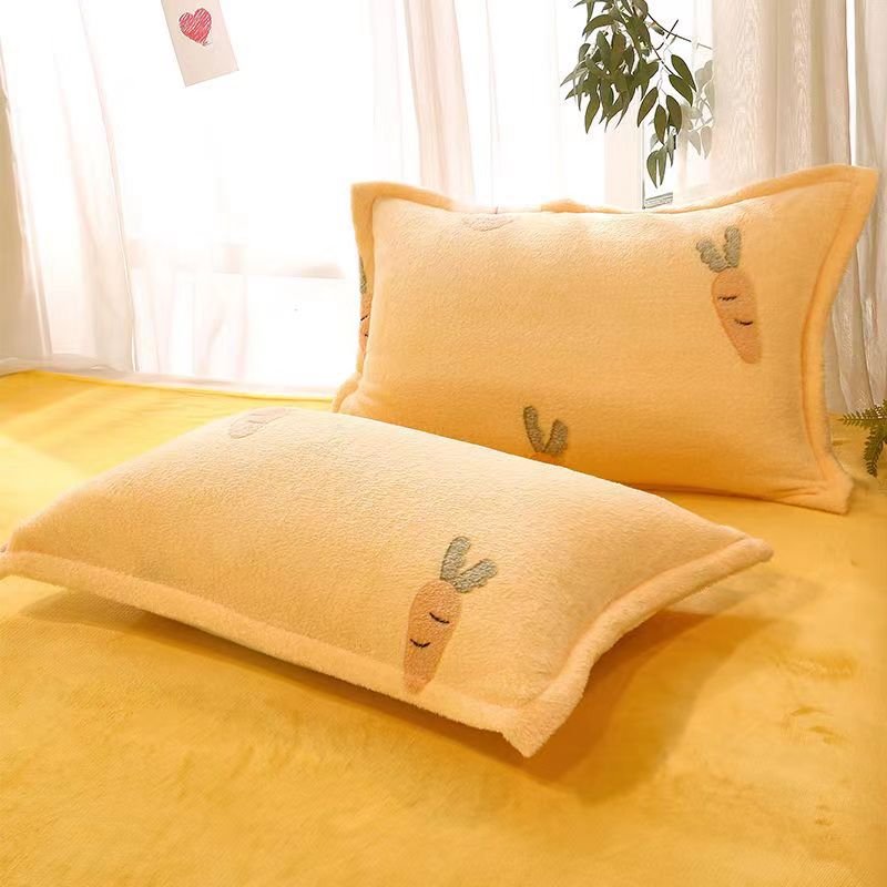 Warme Korallenfleece-Kissenbezug – Bild 7 | LuxeStyle