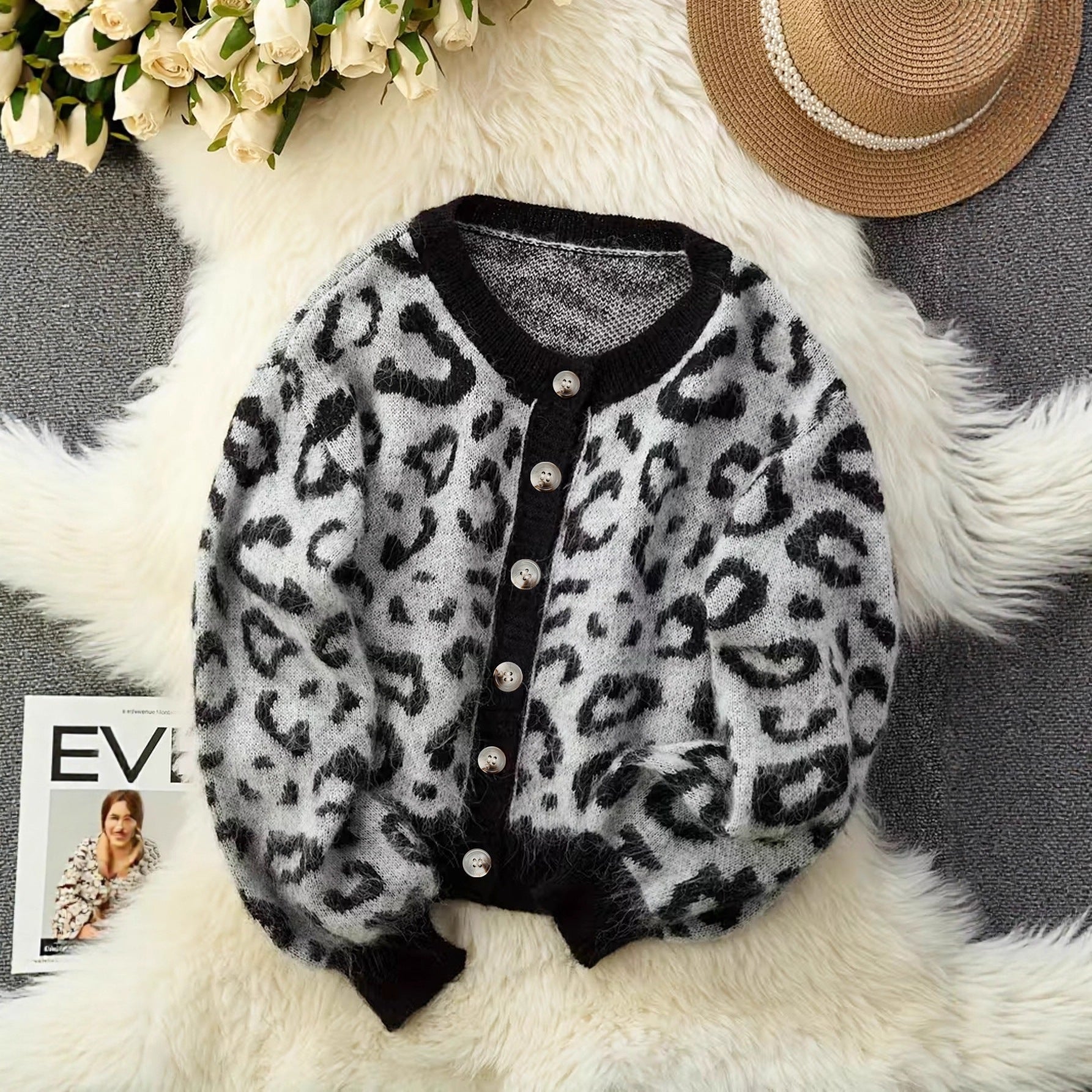 Jacquard Cardigan mit Leo-Print
