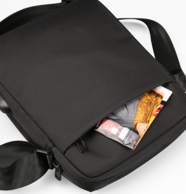 Männer-Shoulderbag mit USB-Ladefunktion 10" – Bild 4 | LuxeStyle