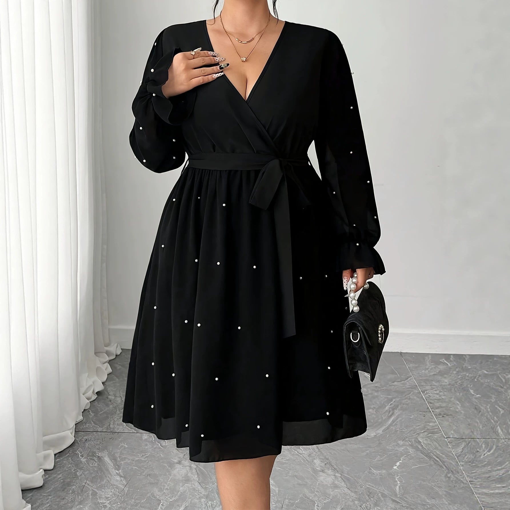 Elegantes V-Ausschnitt A-Linien Kleid
