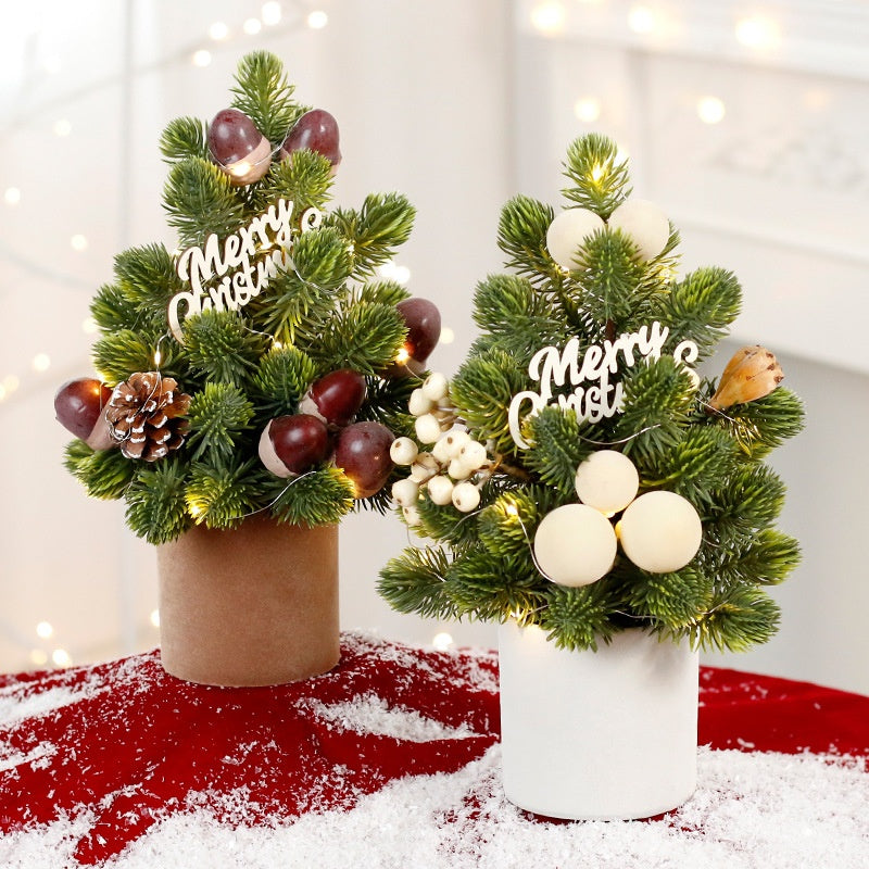 Weihnachtsbaum mit LED-Zapfen – Bild 2 | LuxeStyle