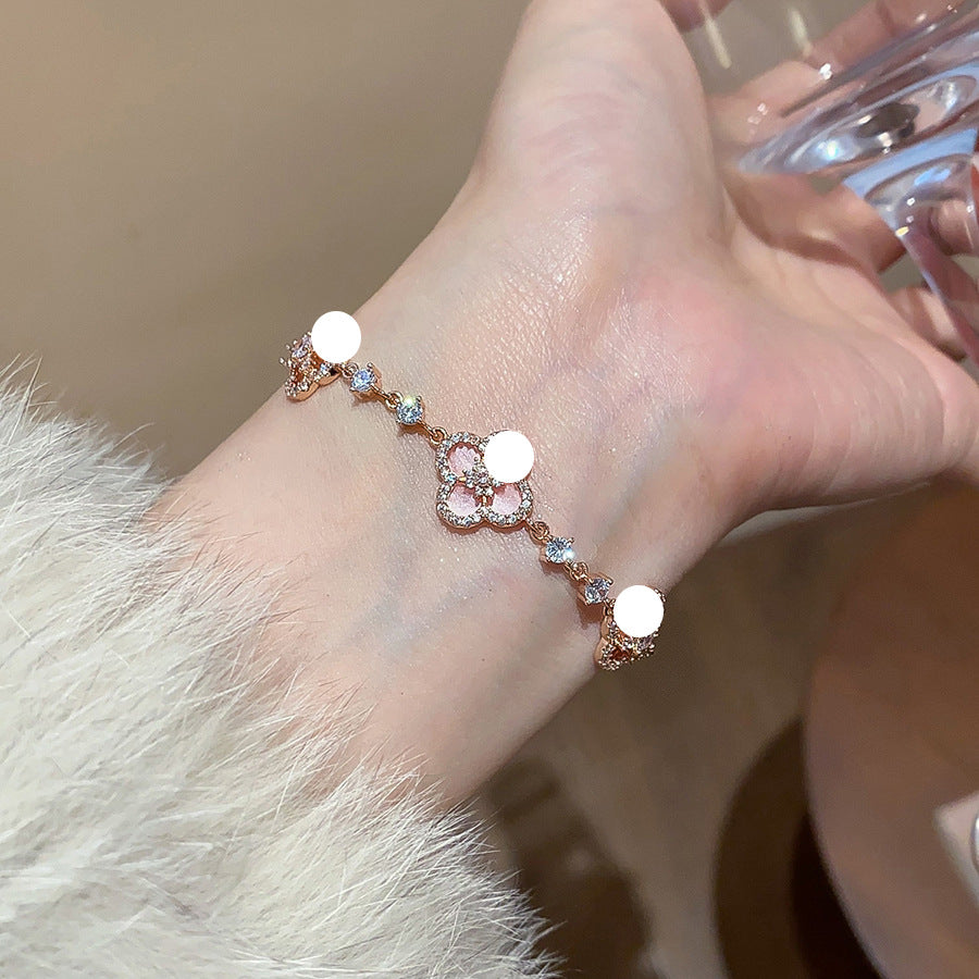 Chic Zirkonia-Herz Armband