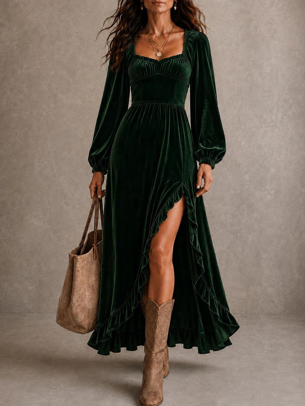 Langarm-Kleid mit hohem Schlitz