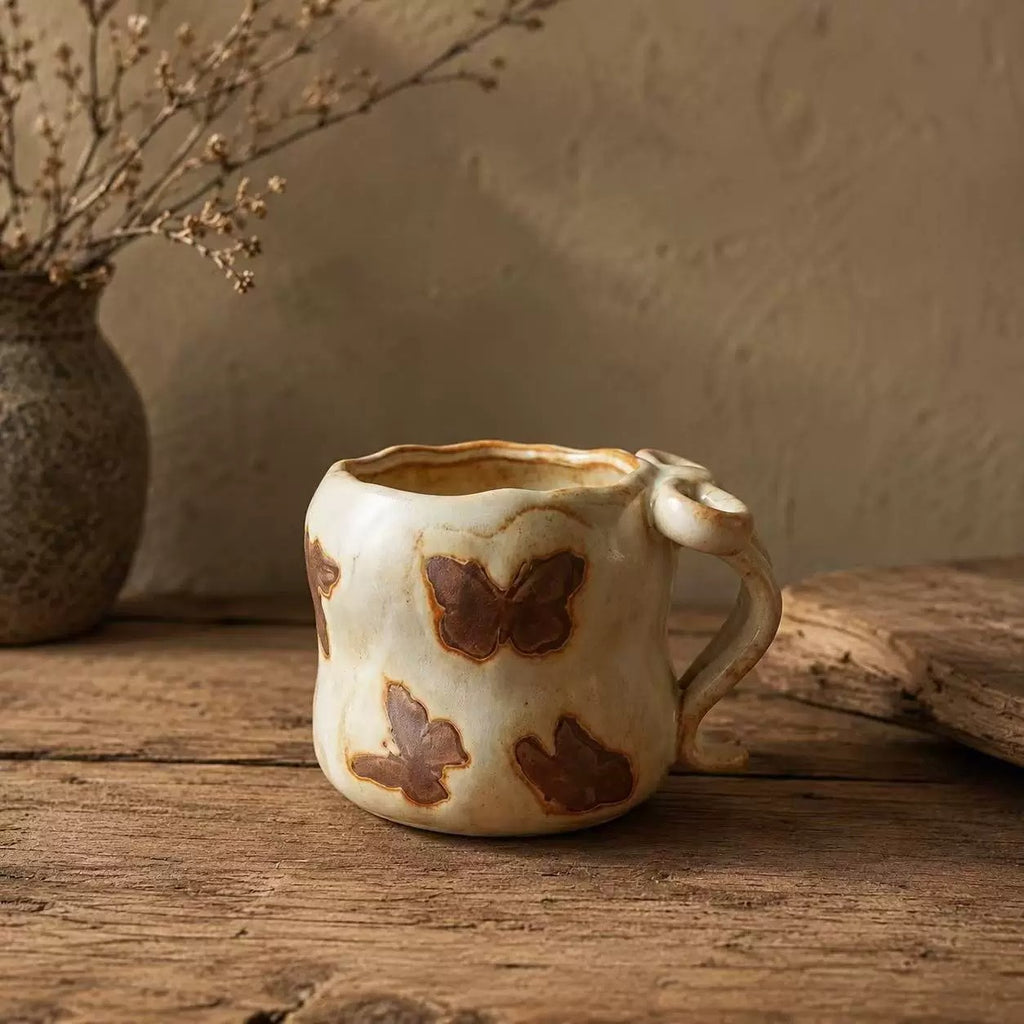 Keramiktasse mit Schmetterlingsmuster – Bild 7 | LuxeStyle