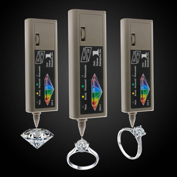 Diamant- und Moissanit-Detektor (2-in-1) – Bild 4 | LuxeStyle
