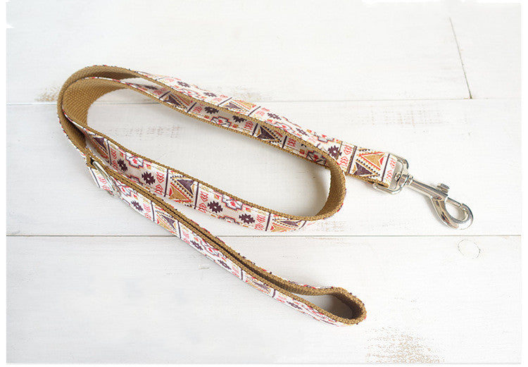 Hundeschleife mit Leine – Bild 6 | LuxeStyle