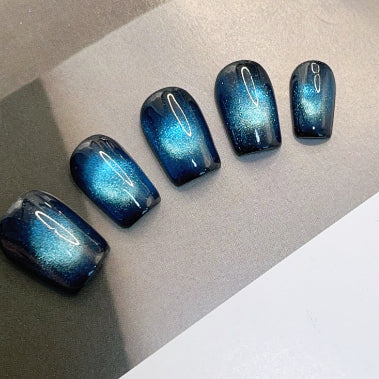 Handgemachte Cat's Eye Nägel zum Aufkleben