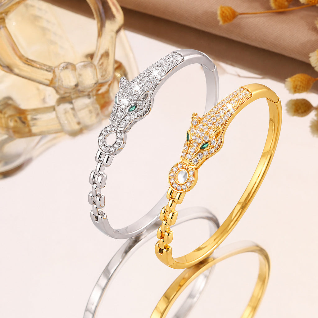 Diamantbesetzter Leopard-Kopf