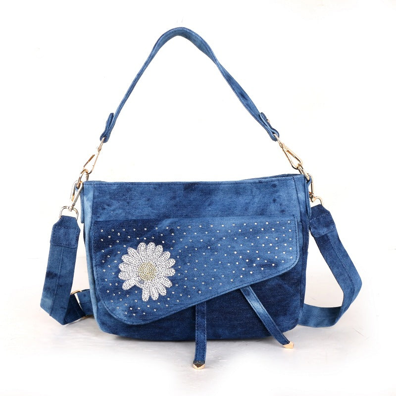 Denim-Eimertasche mit Strass – Bild 3 | LuxeStyle